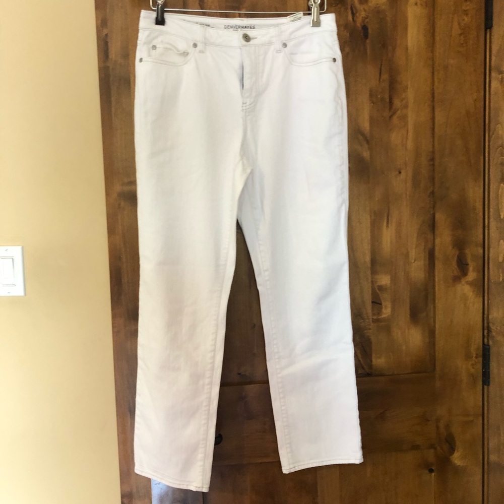 Denver Hayes white jeans